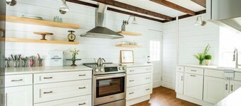 Deer Isle Farmhouse - New!