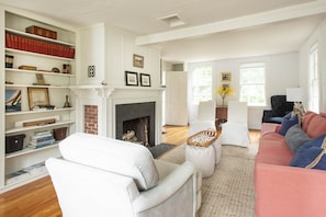 Smart TV y chimenea