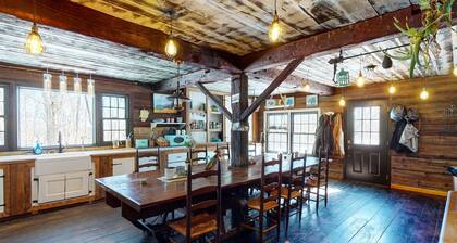 Cass Hill Farmhouse Escape