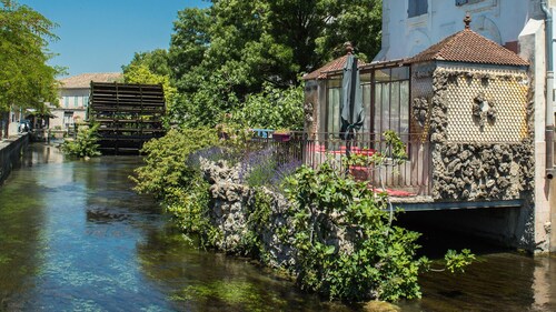 Petite Maison DE Charme AU Milieu DES Champs A 2 MIN DU Village