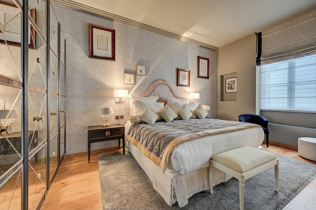 presidential suite | 1 bedroom, premium bedding, in-room safe, individually furnished