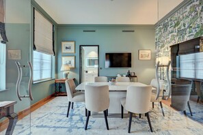 Presidential Suite | Premium bedding, in-room safe, individually furnished, desk - Juliana Hotel & Spa - Brussels Centre (Brussels)