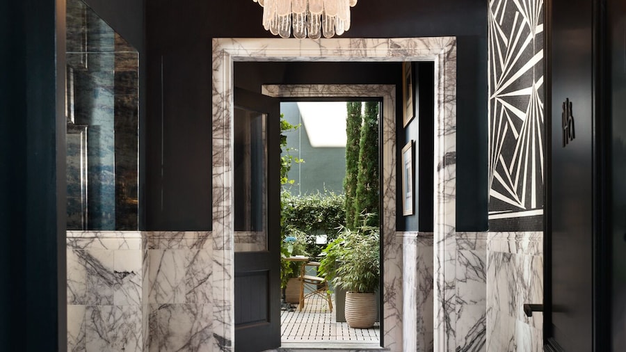 Juliana Hotel & Spa - Brussels Centre