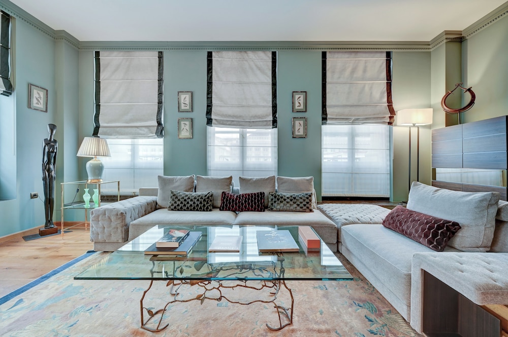 Juliana Hotel Brussels, an SLH Hotel by null