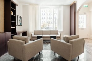 Lobby sitting area - Rove Hotel London Paddington  (London)