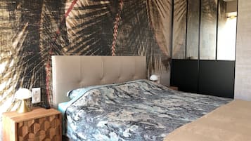 2 chambres, fer et planche à repasser, Wi-Fi gratuit, draps fournis