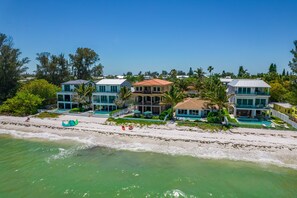 Exterior - Bella Vista: Bay front with gorgeous views and outdoor living space. (Anna Maria)