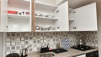 Family Apartment (A Blok) | Shared kitchen facilities | Full-size fridge, oven, dishwasher, coffee/tea maker