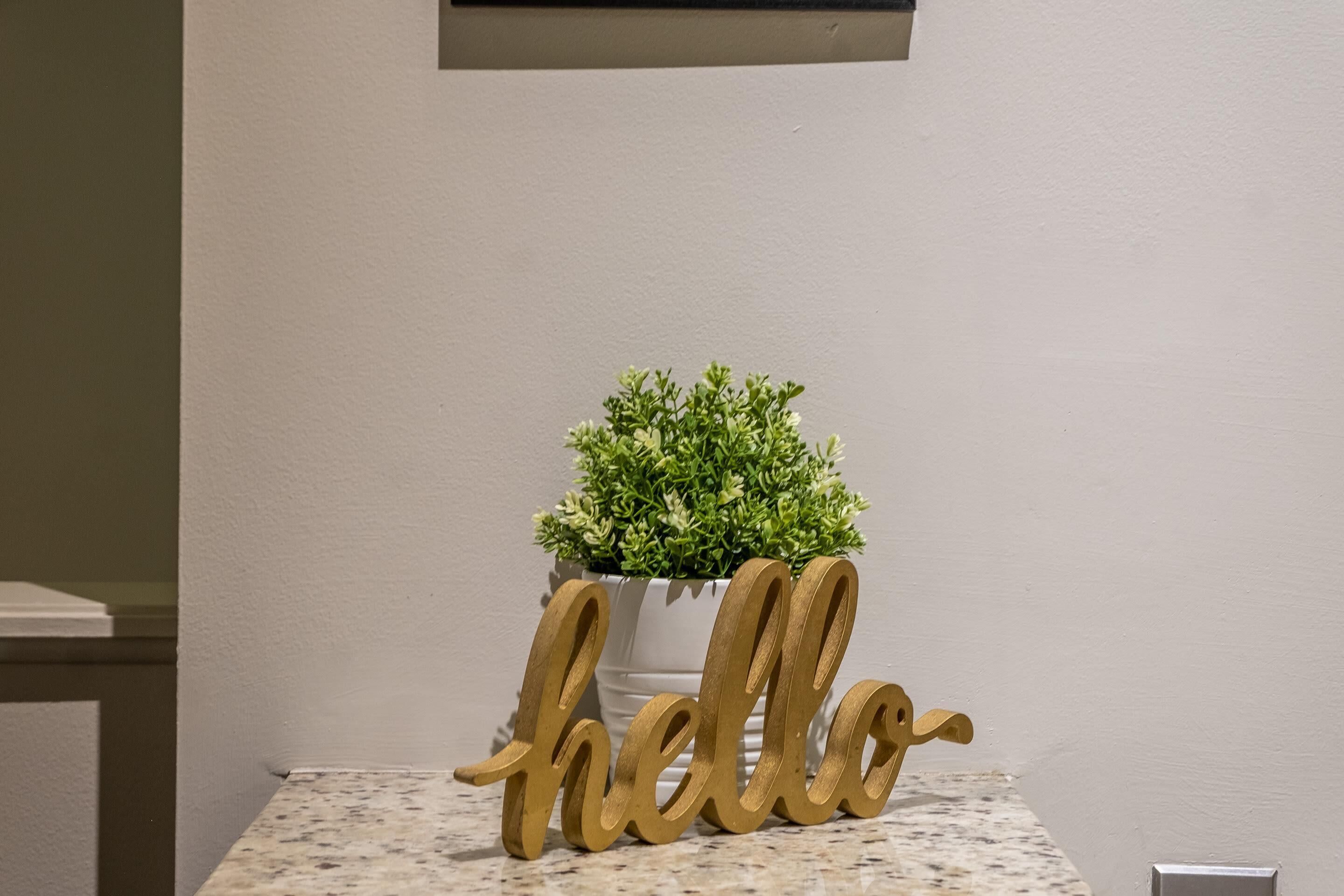 Frontdesk | Modern 2 BR near  Historic District