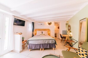 1 chambre, fer et planche à repasser, Wi-Fi gratuit, draps fournis
