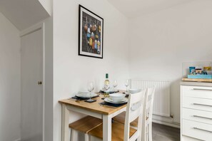 Unclassified image, 3 of 34, button