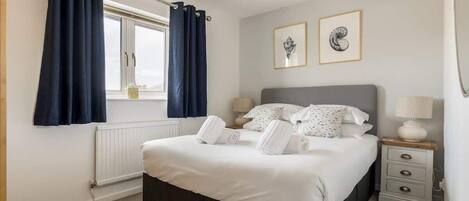 3 soverom, strykejern/-brett, wi-fi og sengetøy