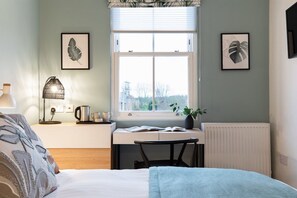 1 bedroom, desk, iron/ironing board, WiFi