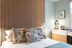 1 Schlafzimmer, Schreibtisch, Bügeleisen/Bügelbrett, WLAN