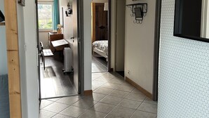 Room - Le Cosy Home 3*** Apartment in house near Annecy (La Balme-de-Sillingy)
