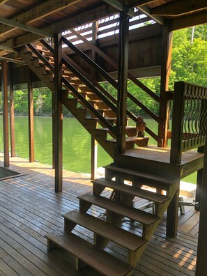 Property grounds - Lakefront home at Tumbling Run Estates w/ Kayaks (Maynardville)