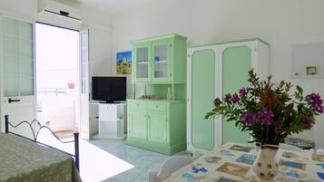 1 camera, Wi-Fi gratuito, lenzuola