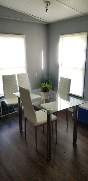 Dining - Enjoy the charm of Rush Kentucky on a quite and relax setting or go off-roading  (Rush)