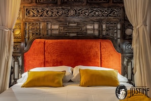 1 bedroom, desk, free WiFi, bed sheets