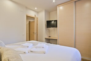 2 Schlafzimmer, Bügeleisen/Bügelbrett, WLAN, Bettwäsche