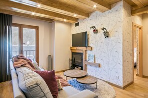 TV connectée, cheminée