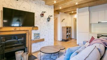 Smart-tv en een open haard