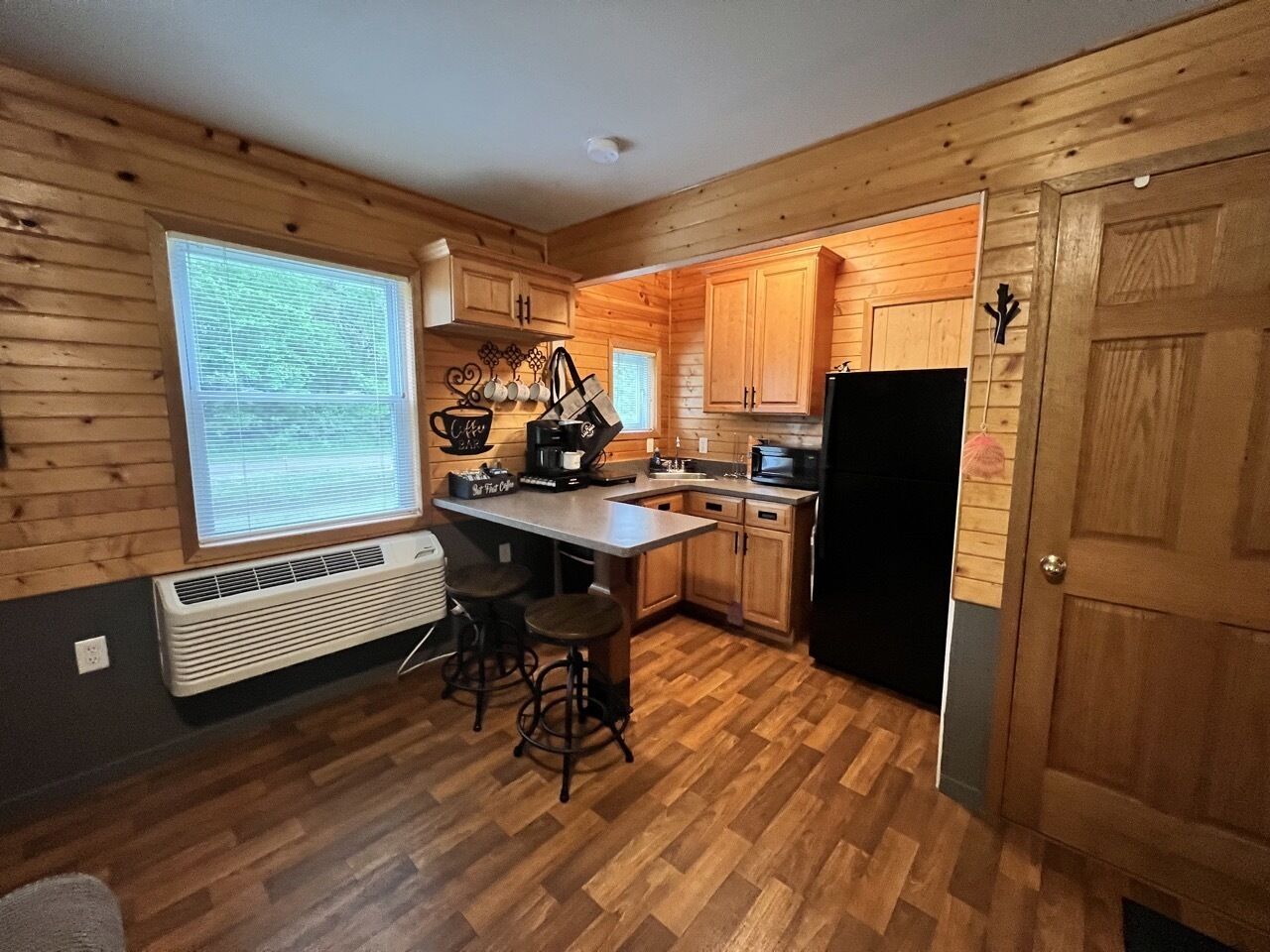 Waterview Cottage 1 on Lake Road