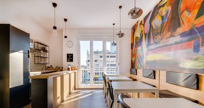 Bed and Breakfast Sky