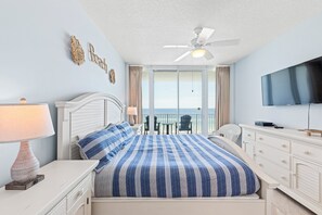 3 bedrooms, iron/ironing board, free WiFi, bed sheets - Luxury Gulf-Front Condo • Sleeps 8 • Stunning 6th-Floor Views Lighthouse 605 (Gulf Shores)