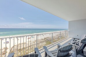 A balcony with a view of the beach and ocean. - Lighthouse 605 Beachfront condo by FND LLC short walk to Hangout (Gulf Shores)
