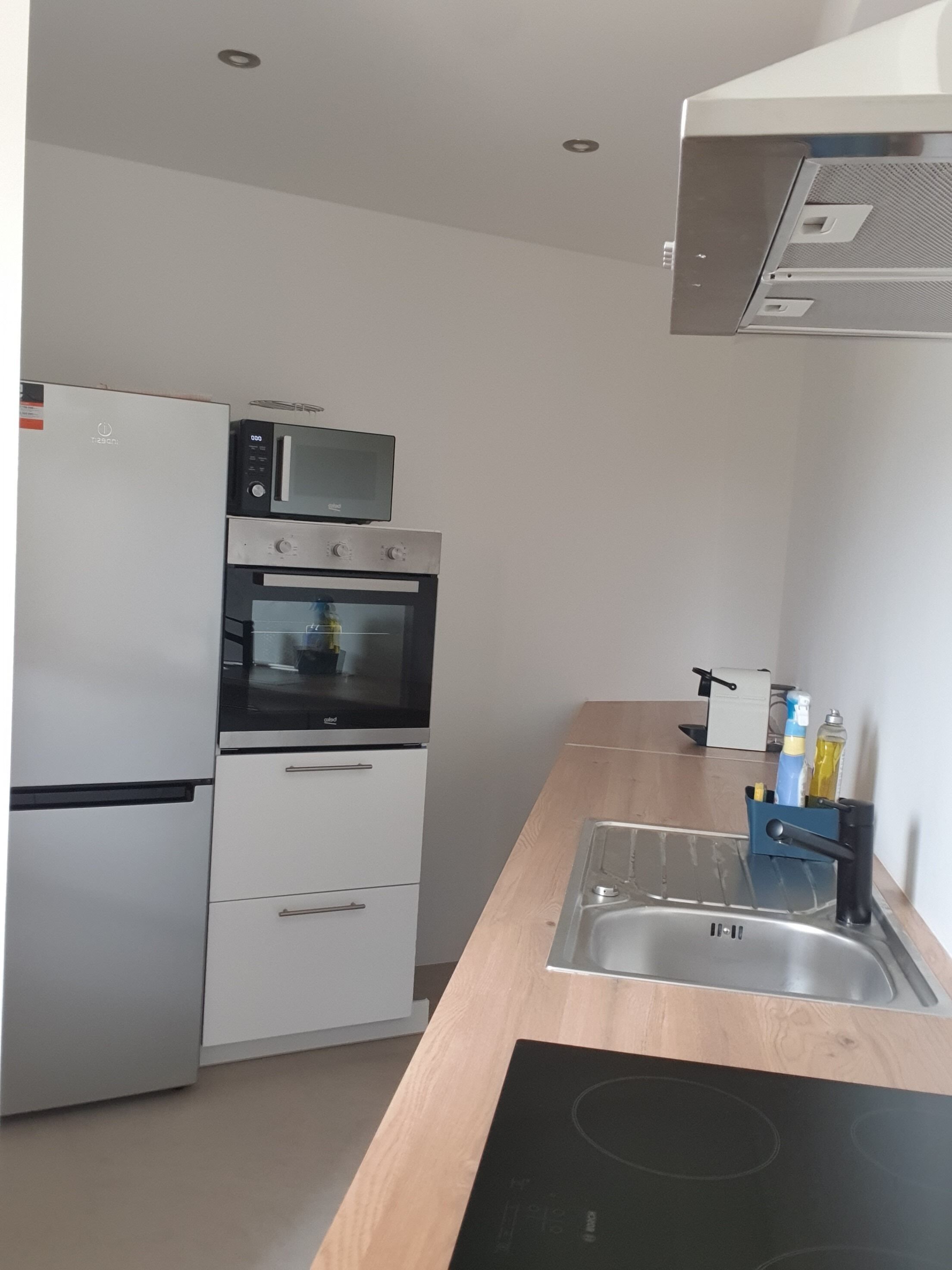 Maison Rénovée à 5mn à Pied de la mer 5 Couchages Jardin et Terrasse