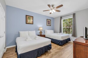 3 habitaciones, tabla de planchar con plancha y wifi gratis 