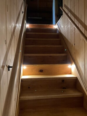Interior - Rustic Cabin Minutes From Okemo - Views of Lake Ninevah, Nestled In Mt. Holly (Mount Holly)