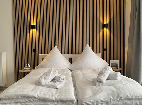 Luv & Lee Duhnen - Apartment 5 in new splendor!