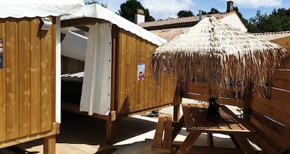 Accommodation eco lodge 2/4 pers close to the zoo and the beaches of the wild coast
