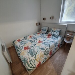 2 Schlafzimmer, Bügeleisen/Bügelbrett, Reisekinderbett, kostenloses WLAN