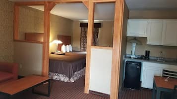 1 bedroom, desk, iron/ironing board, WiFi (free)