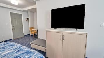 1 habitación, escritorio, tabla de planchar con plancha y wifi gratis