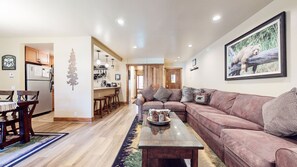 TV, fireplace, DVD player