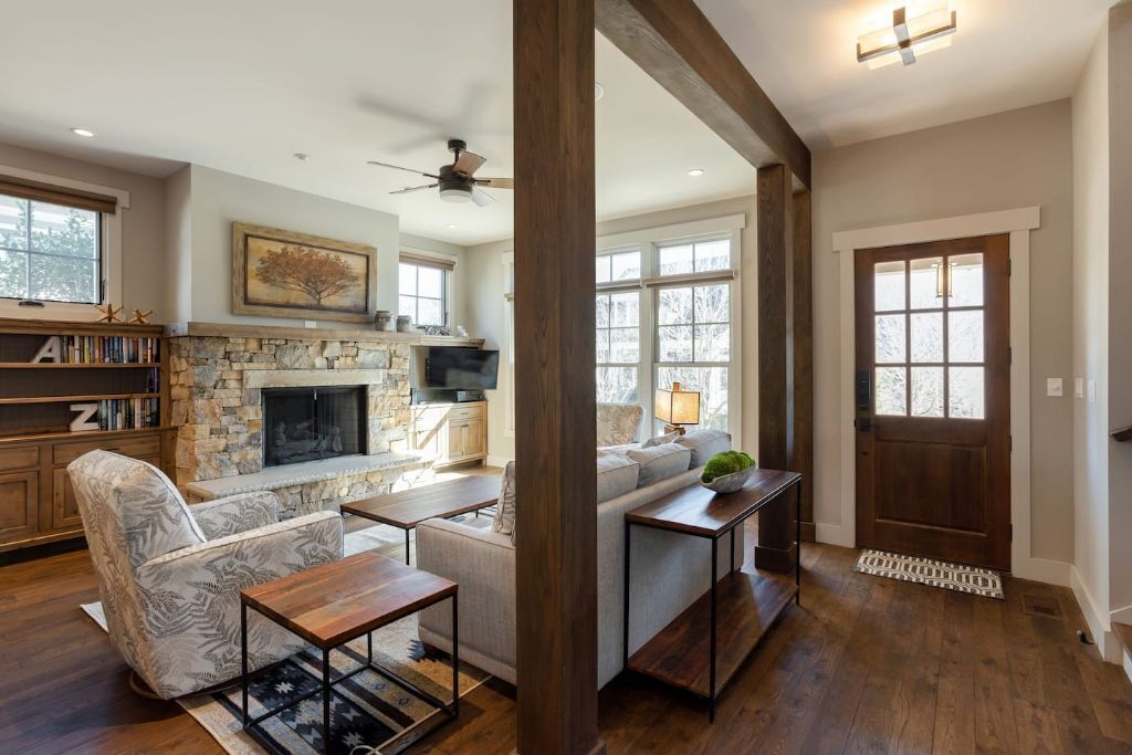 Charming Black Mountain Retreat - Mins to downtown