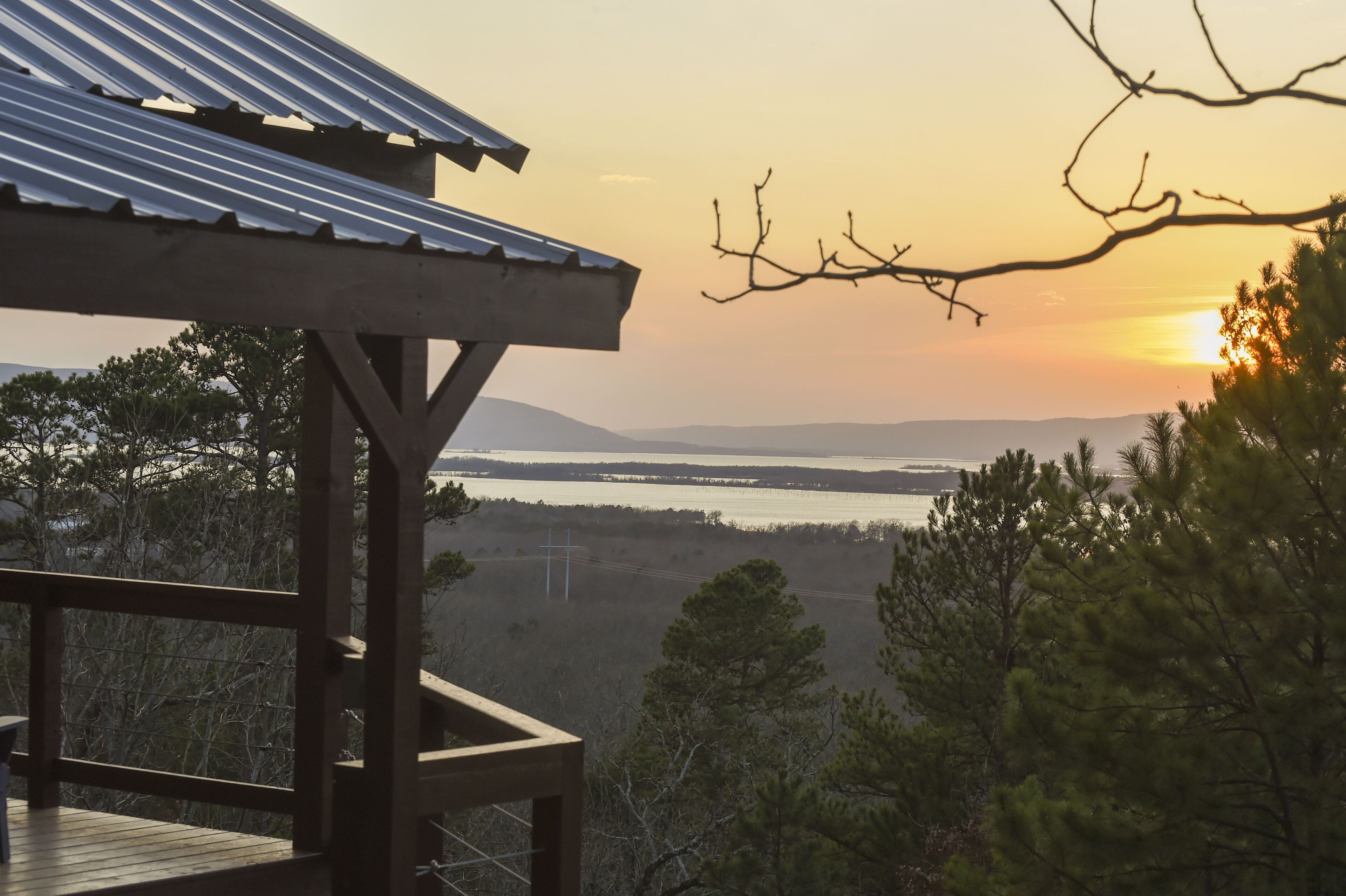 Tiny House With a Million Dollar View (Oka Chukka)