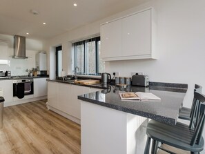 Geschirrspüler, Hochstuhl