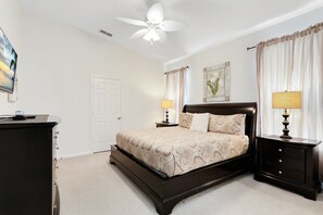 4 bedrooms, iron/ironing board, WiFi, bed sheets