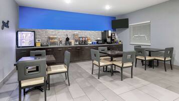 Free daily full breakfast