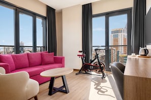 Room, 1 King Bed (Fitness Room)