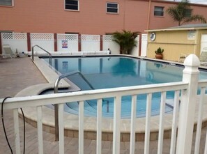 Außenpool, beheizter Pool