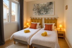 3 bedrooms, desk, iron/ironing board, free WiFi