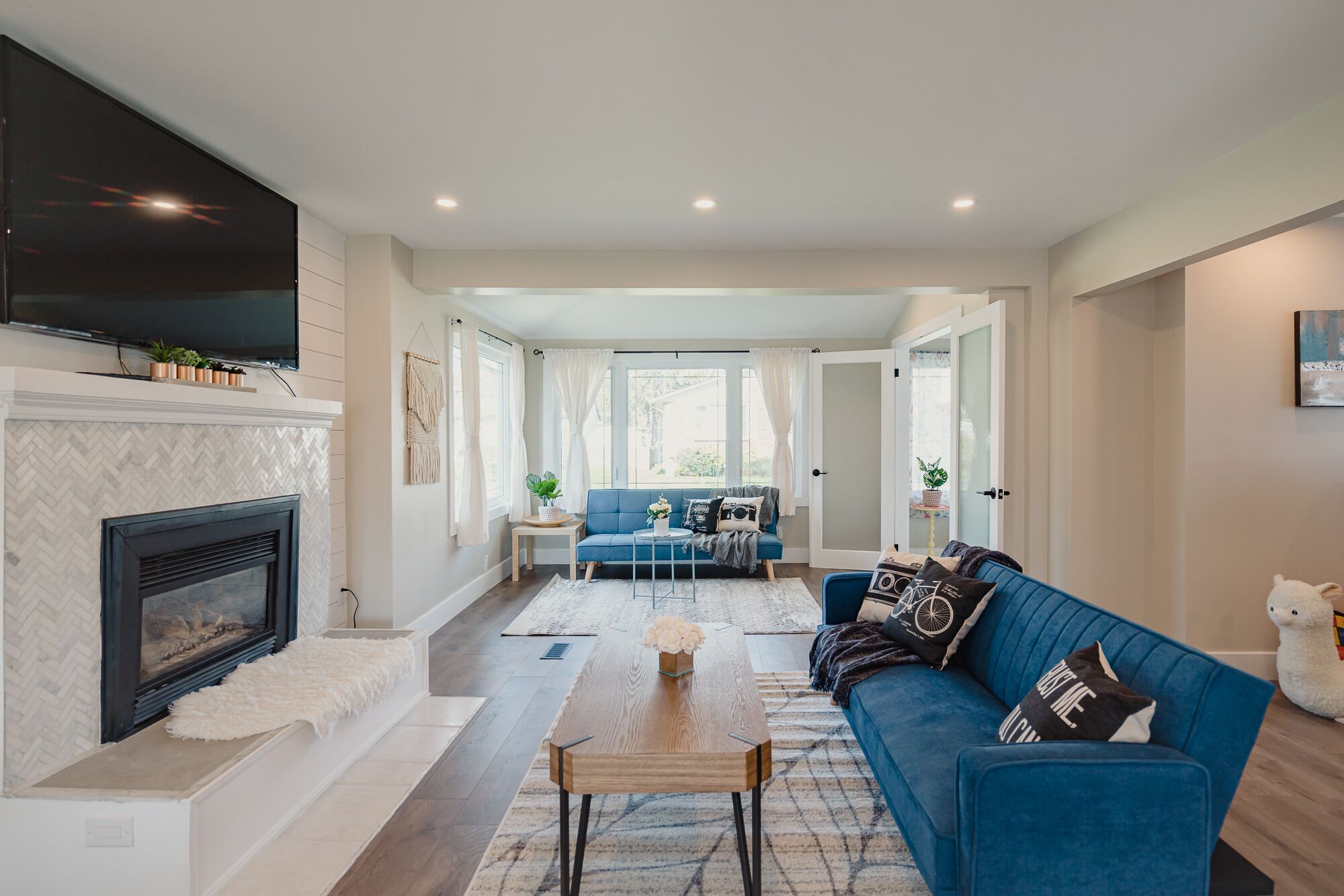 Lakeside Cottage @ Historical Fort Erie