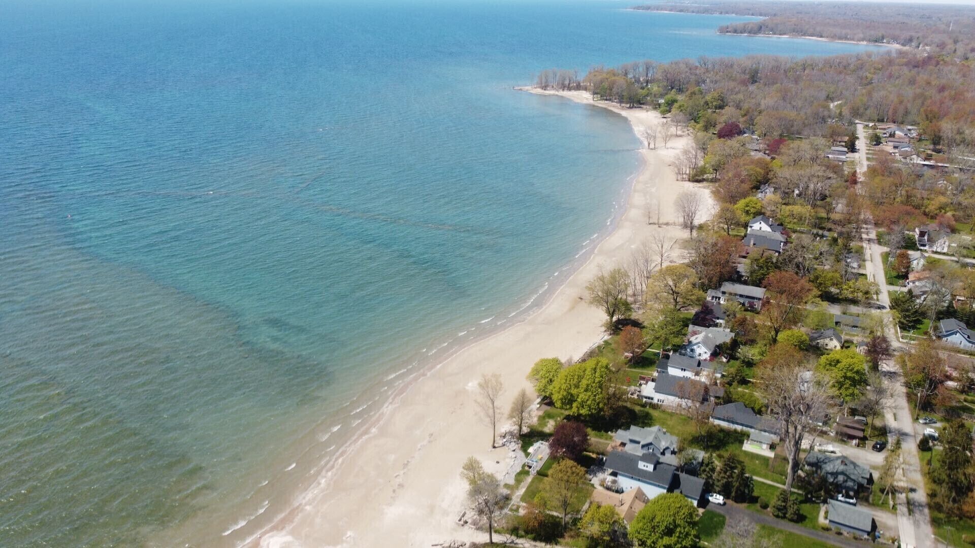 Lakeside Cottage @ Historical Fort Erie