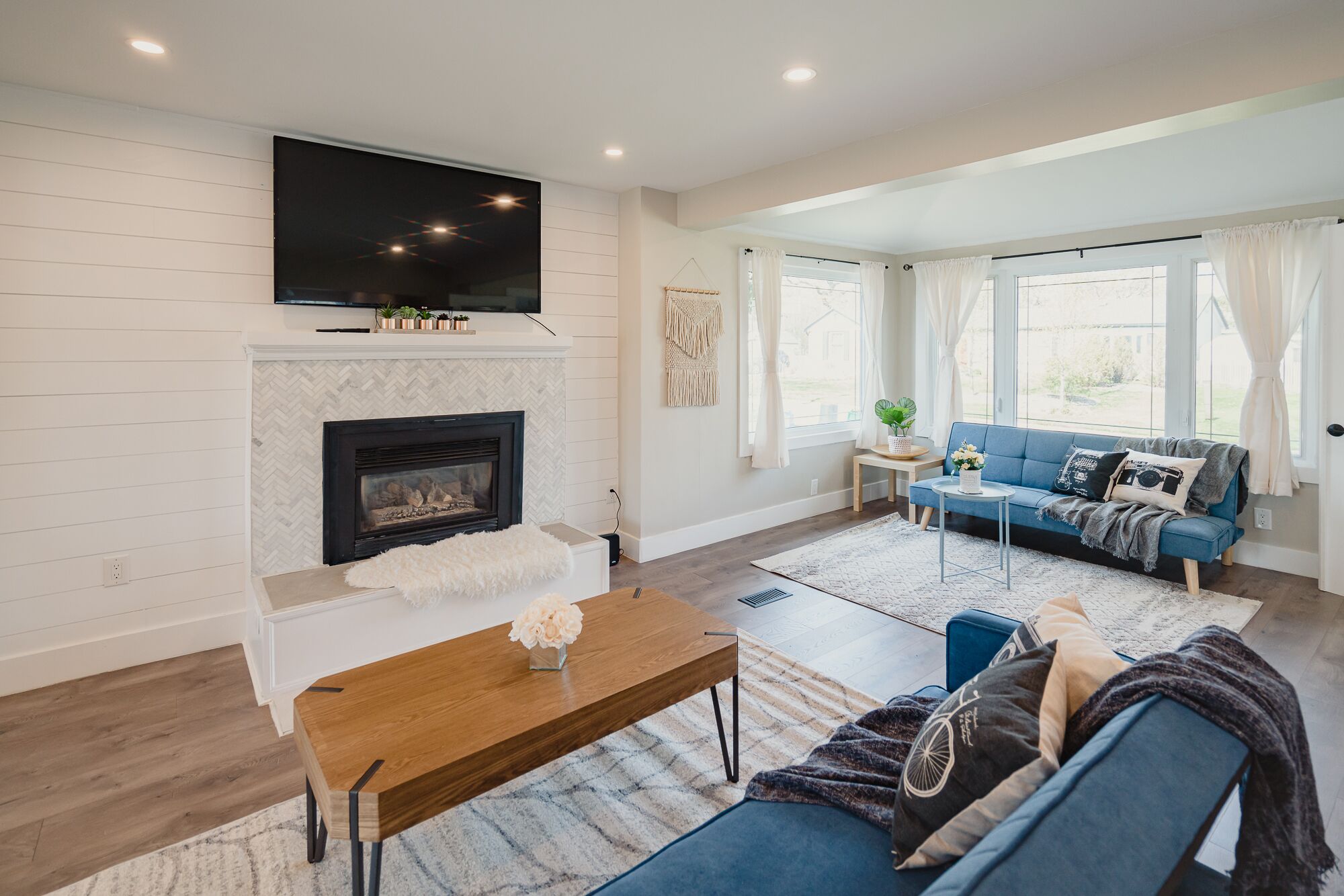 Lakeside Cottage @ Historical Fort Erie